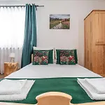 Tarasowka U Zajaca לינה וארוחת בוקר 3*