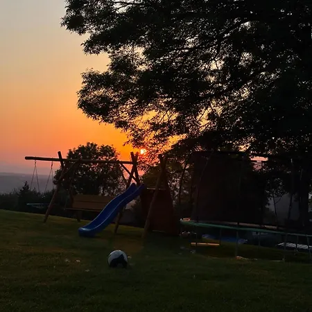 Tarasówka U Zająca 3* Czerwienne