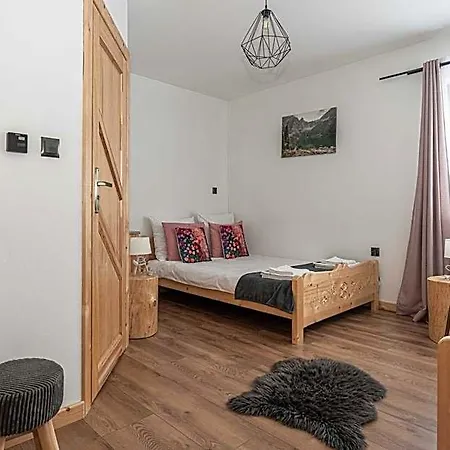 Tarasowka U Zajaca Panzió